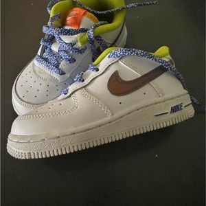 NIKE TODDLER SNEAKERS